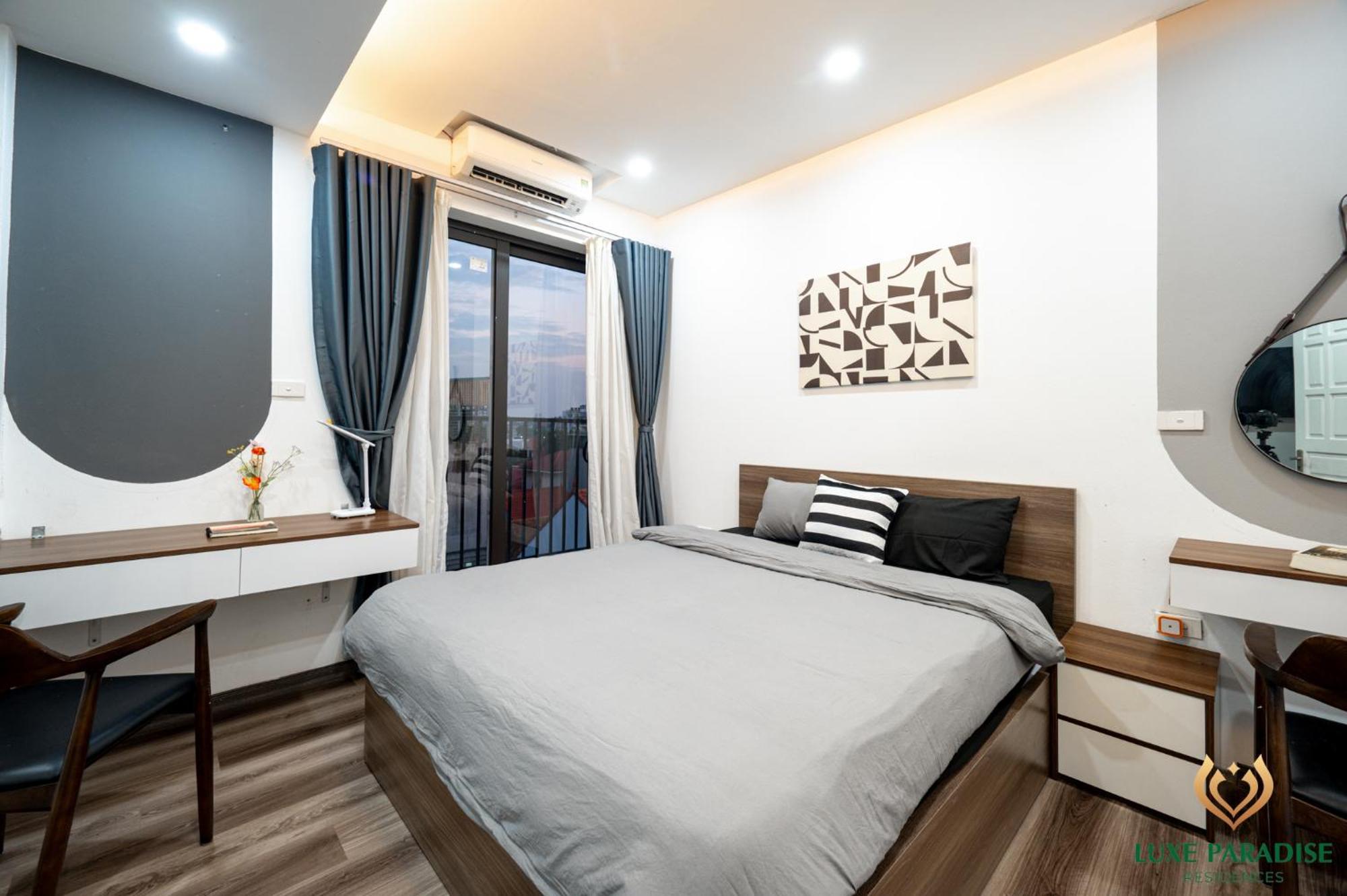 Luxe Paradise Residence 76 To Ngoc Van Hanoi Esterno foto