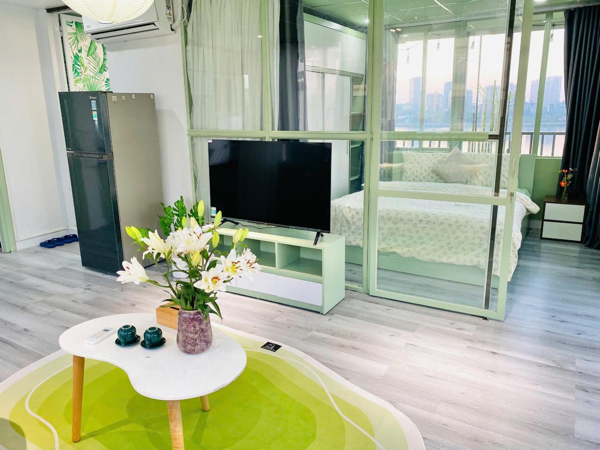 Luxe Paradise Residence 76 To Ngoc Van Hanoi Esterno foto